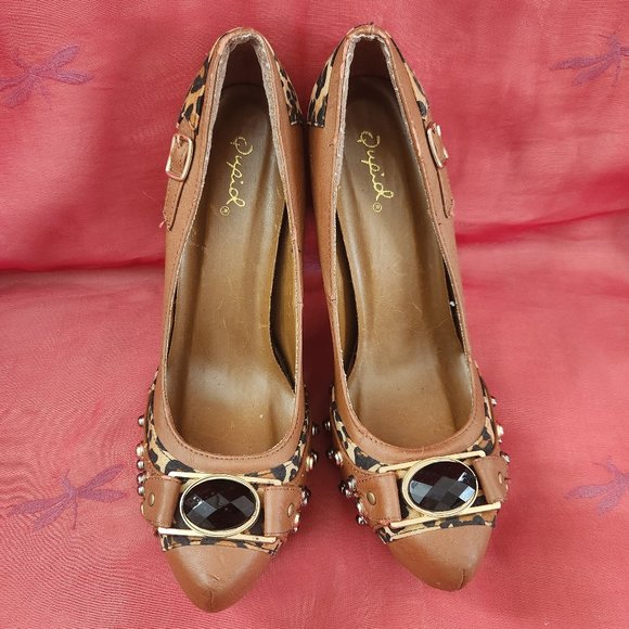 QUPID women dressing shoes Brown Heels Platform size7.5M Buckle Rivets cabochon. - Picture 1 of 9